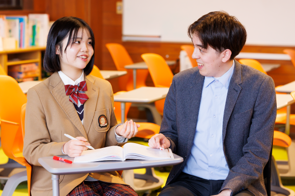 「ネイティブ教員常駐」の日常